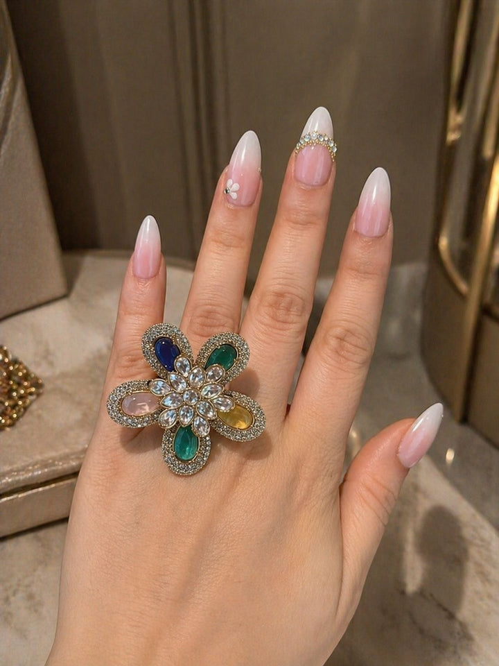 Multicolor Flower-Shaped Emerald Diamond Cocktail Ring