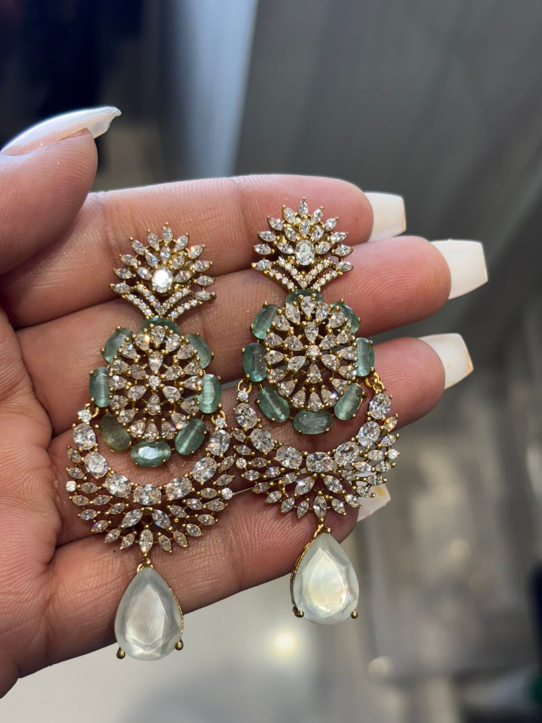 Lumina Mint Necklace Set