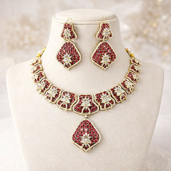 Aashira Necklace Set