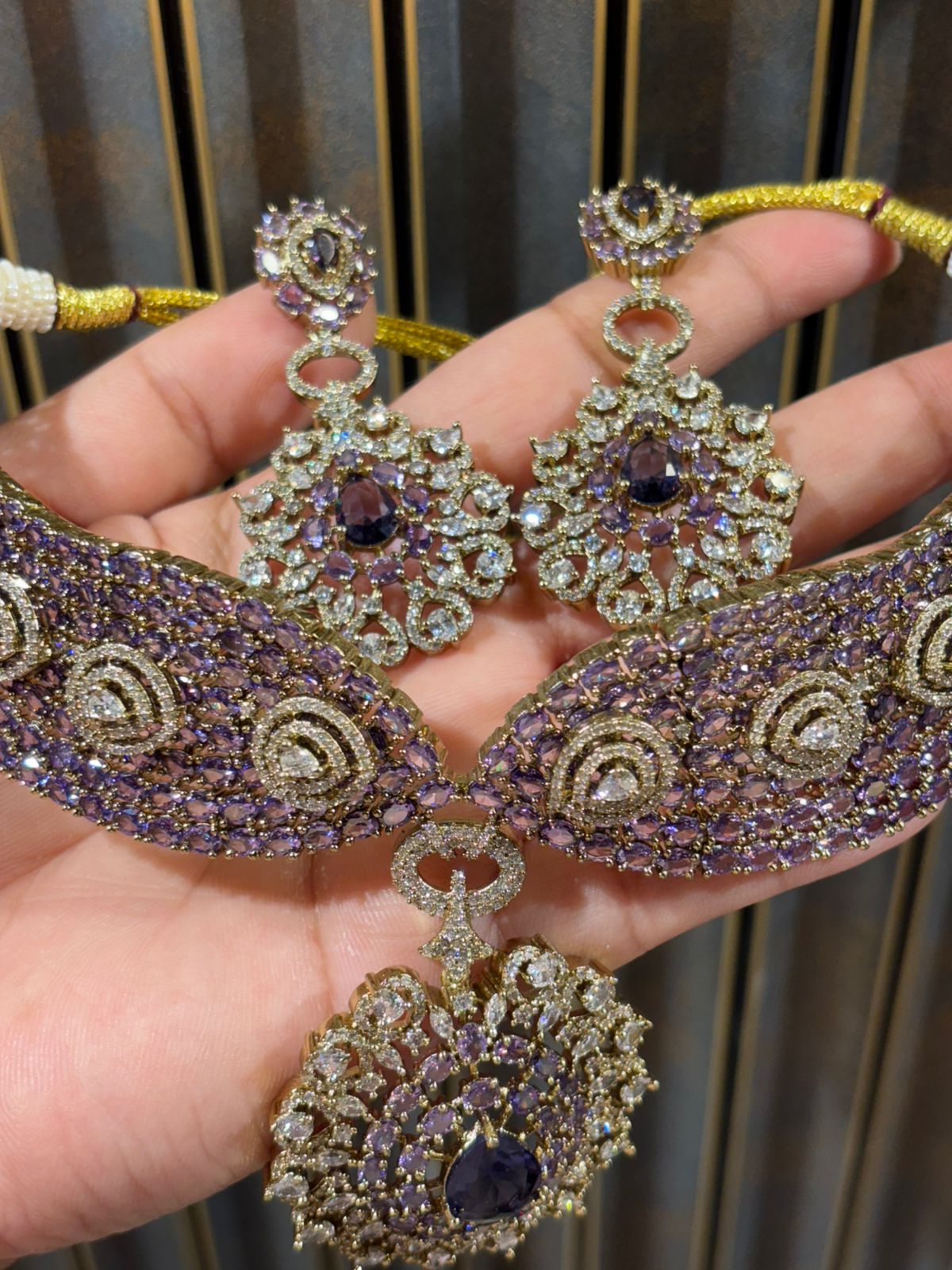 RAVYA Choker Set