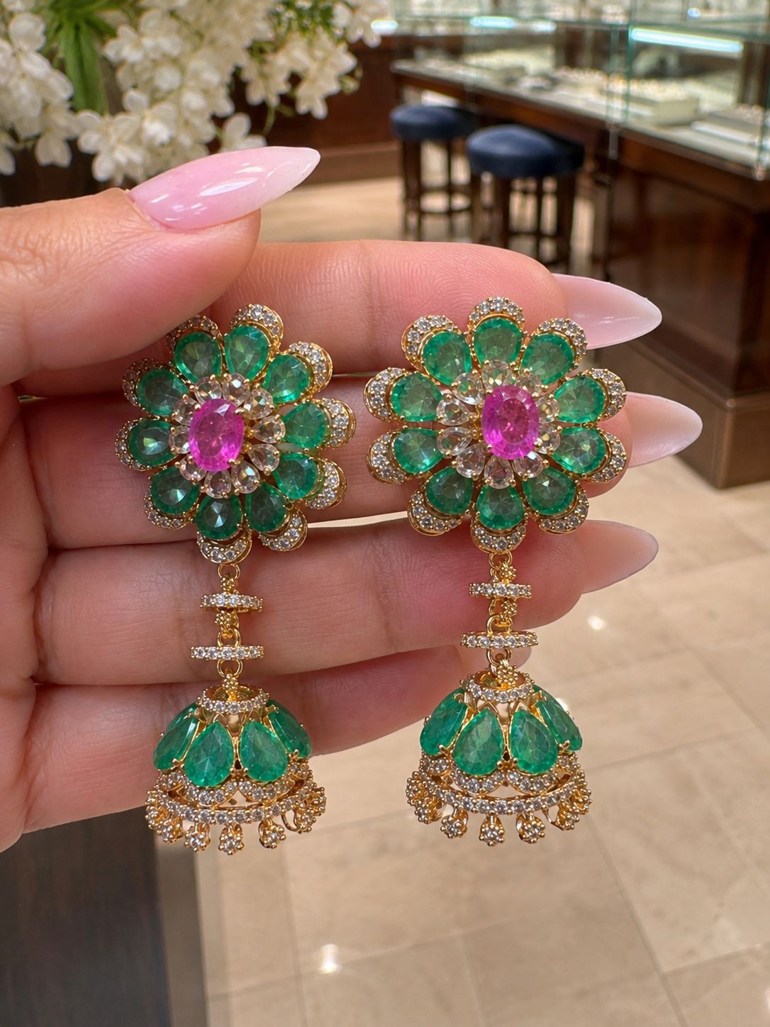 ALORA JHUMKA