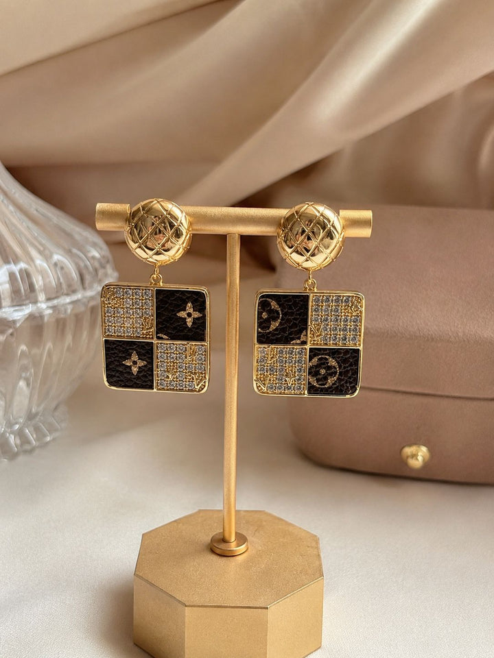 Elvora Earrings