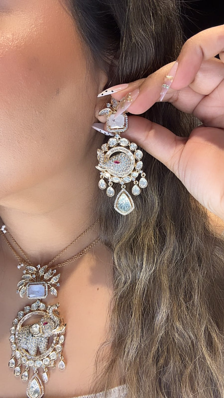 Gaja Luxe Necklace Set