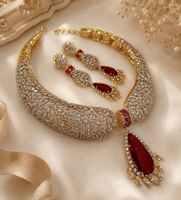 Elanora Luxe Necklace Set
