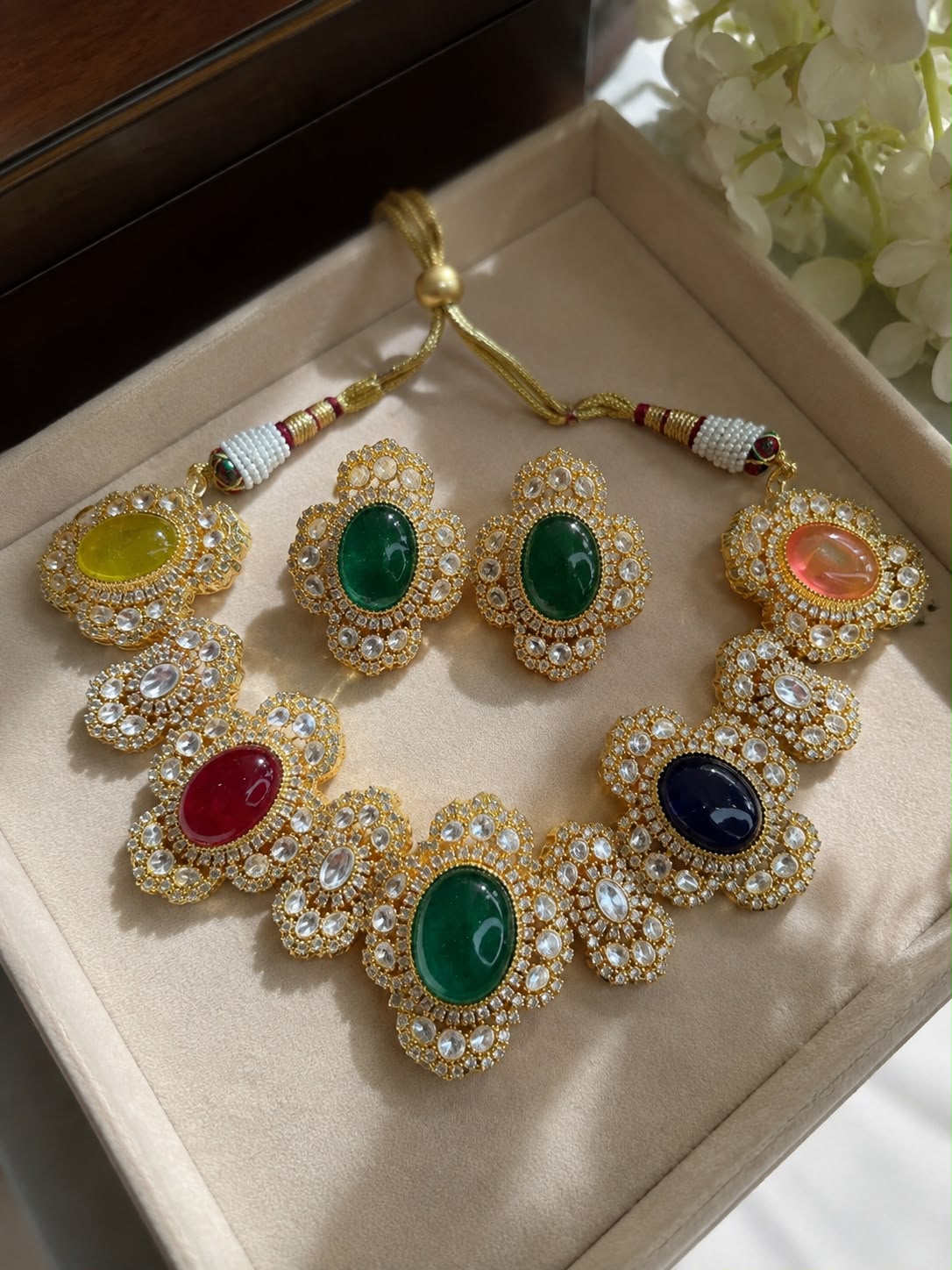 Aheli Necklace Set