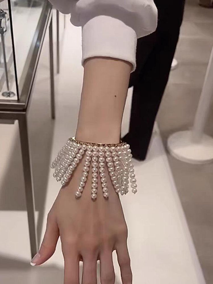 Lisa Pearl Bracelet – Elegant Minimal Freshwater Pearl Bracelet