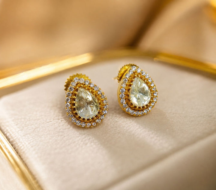 Real Classic Moissanite Studs