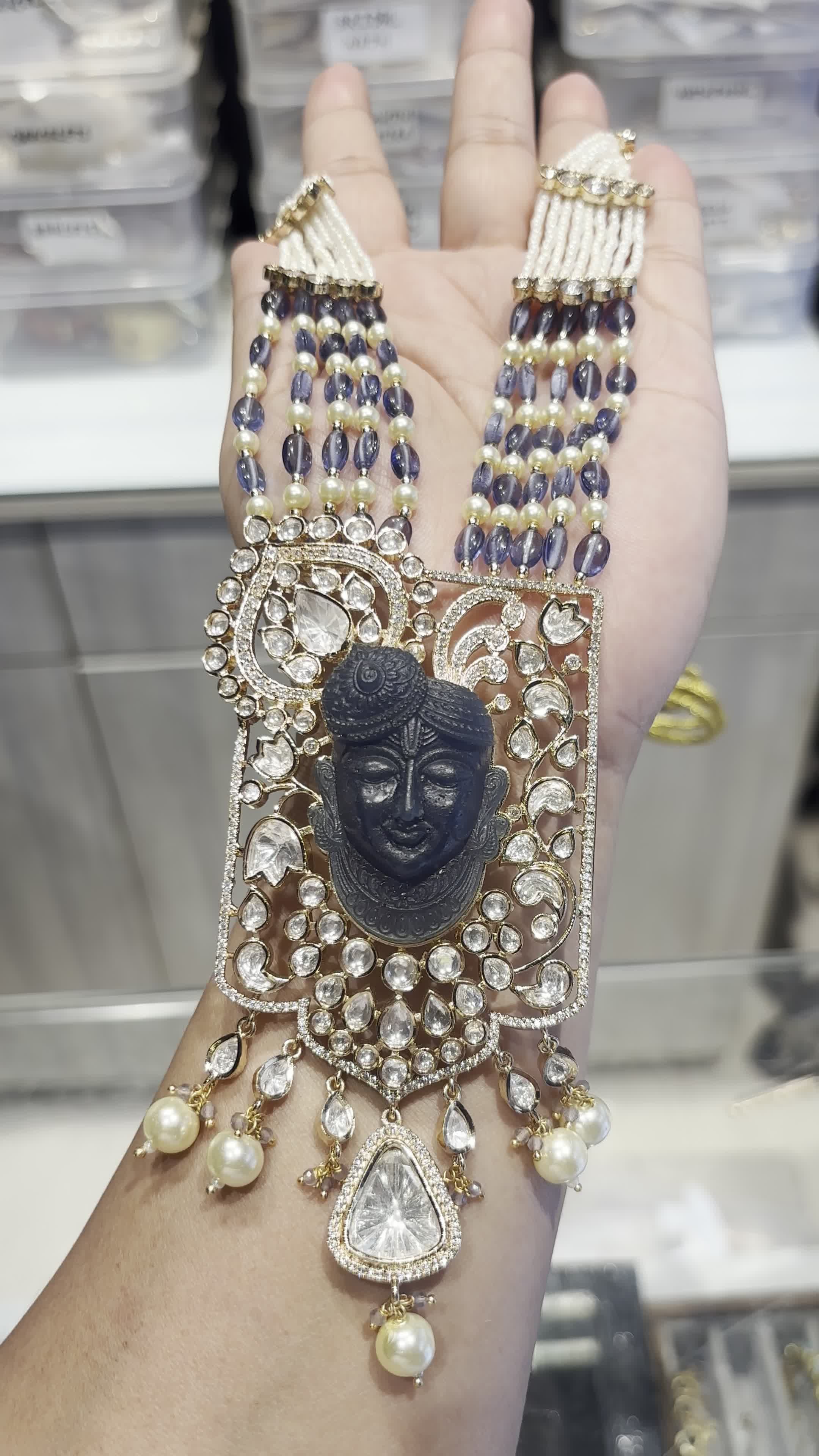 Divine Kanha Necklace Set