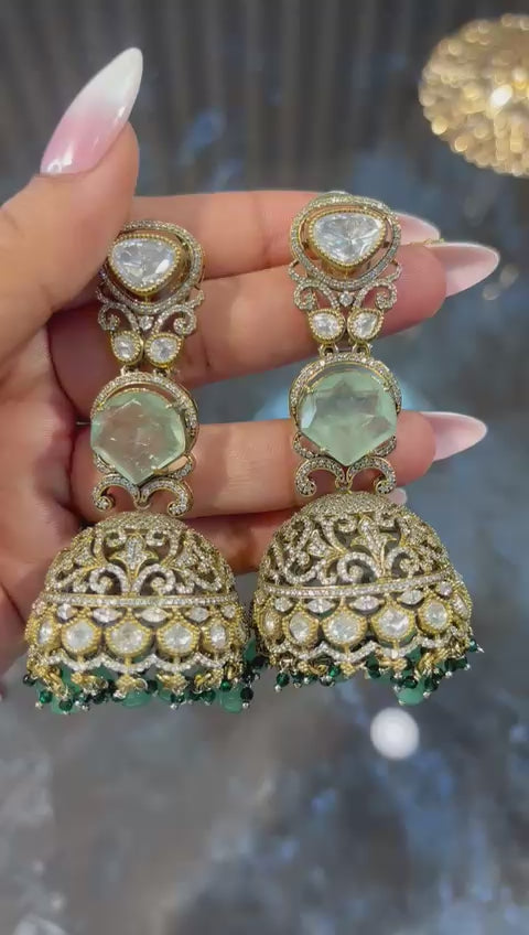 Iraaya Necklace Set