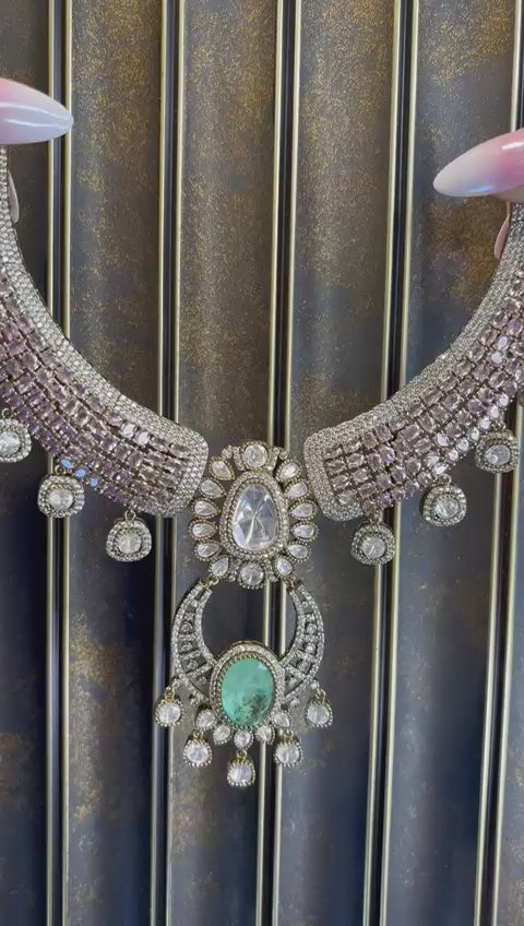 Blush Aura Necklace Set
