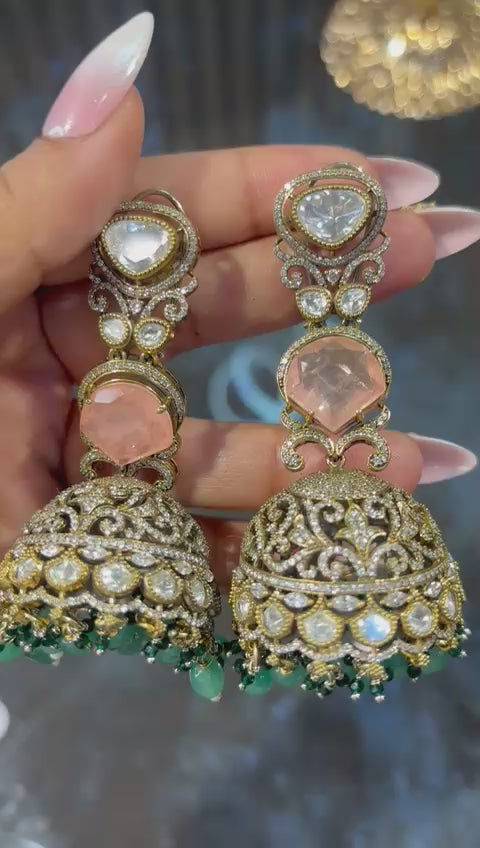 Iraaya Necklace Set